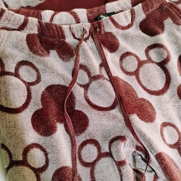 Disney Maroon and Cream Mickey Mouse Pajama Set - Picture 9 of 16